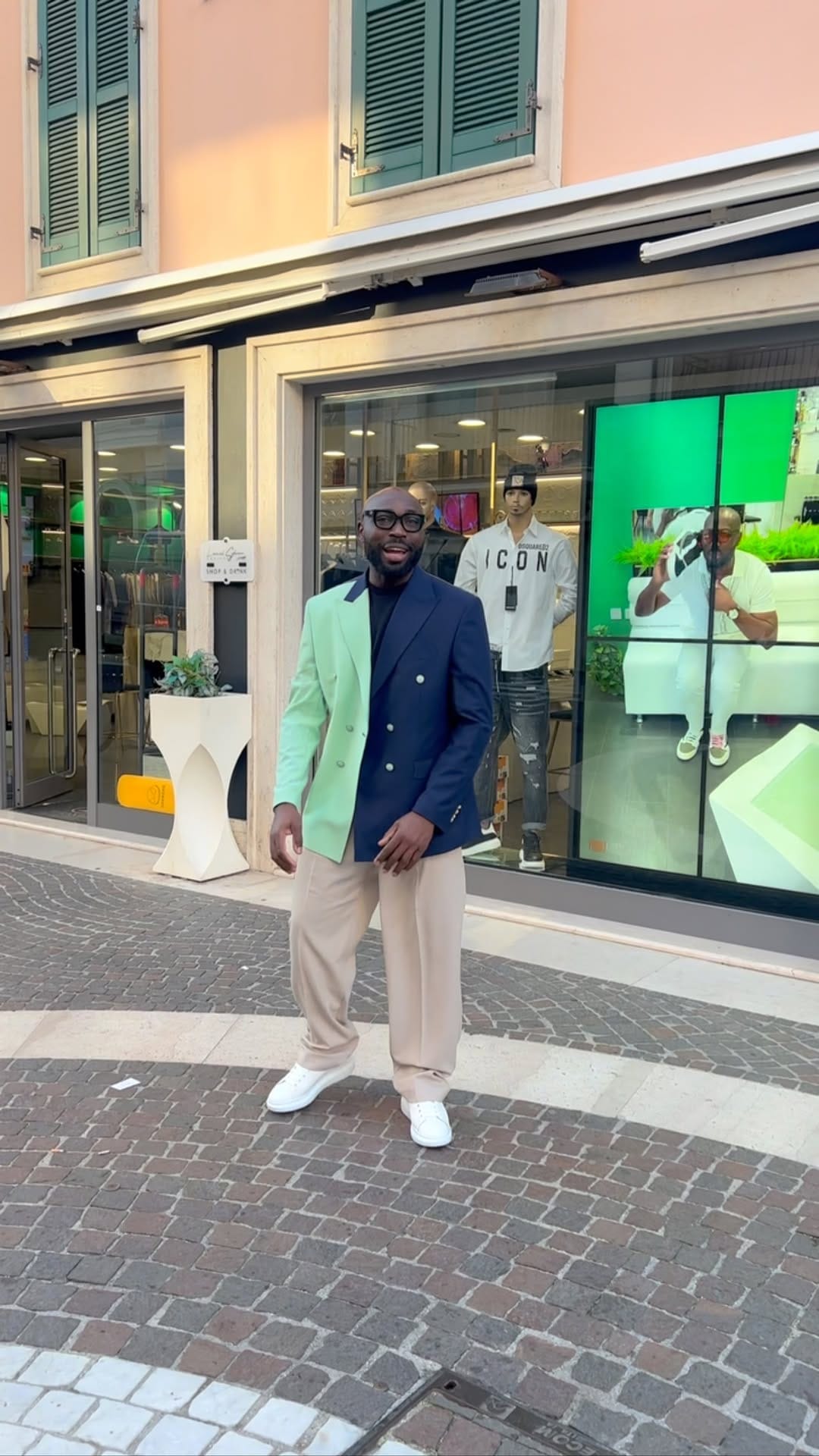 Post 6 by LIONEL BOUTIQUE SBT on Instagram (video)
