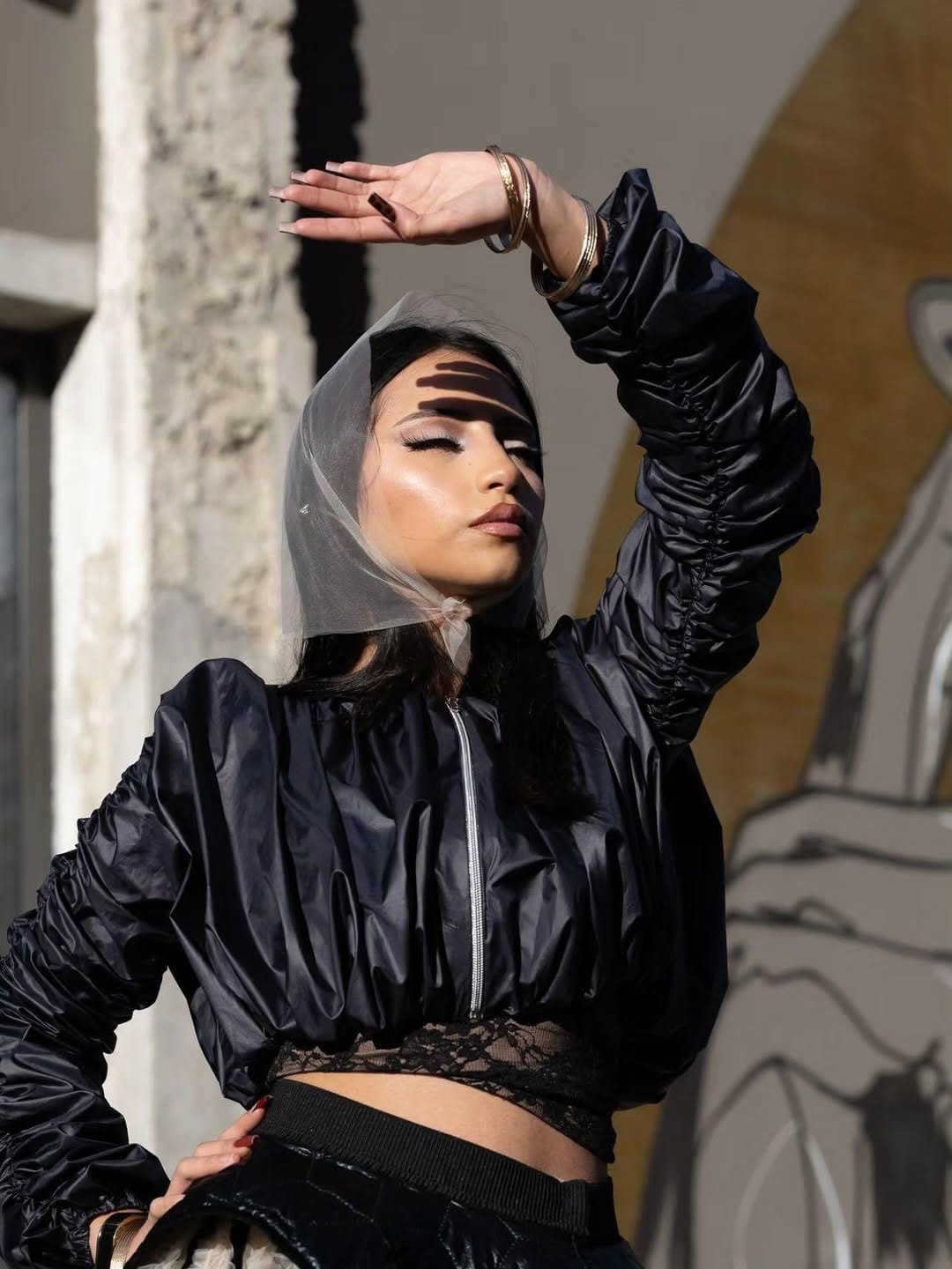 Post 2 by 🇫🇷/🇨🇴 Catalina Gayral 🇨🇴/🇫🇷                Photo/Défilé/Clip/Pub on Instagram (carousel)