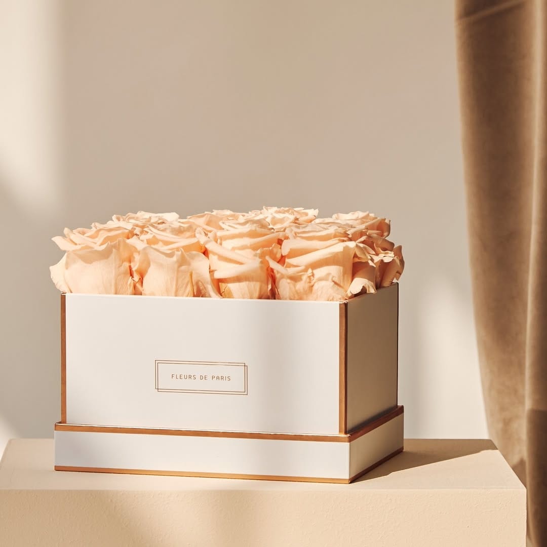 Post 3 by FLEURS DE PARIS on Instagram (image)