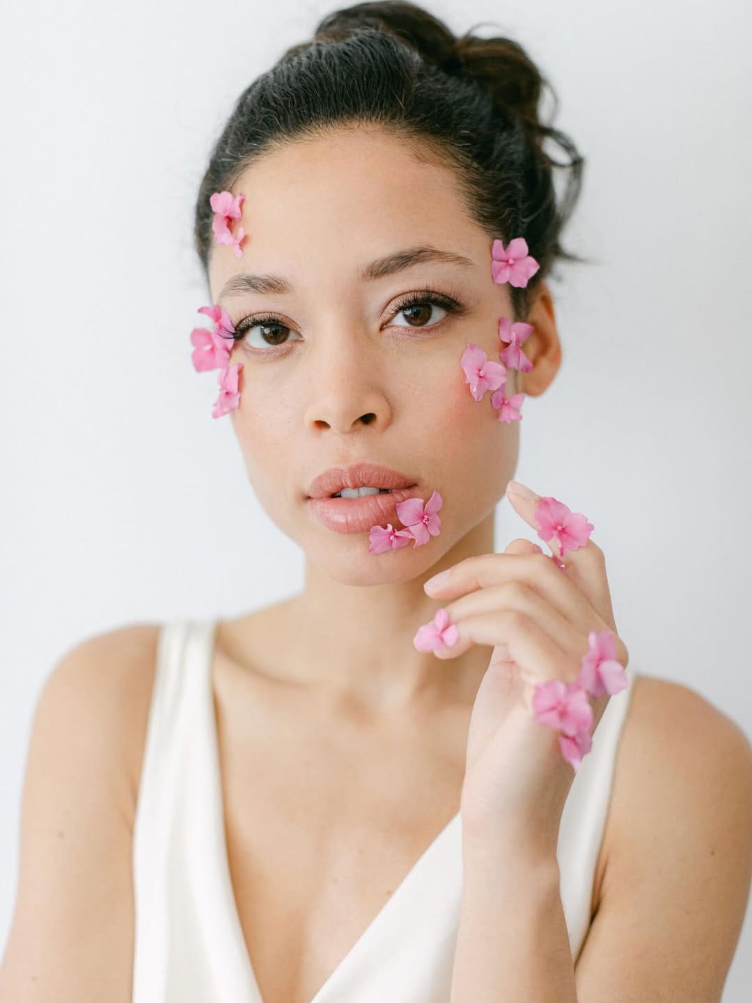 Post 8 by Violaine Frédérique on Instagram (carousel)
