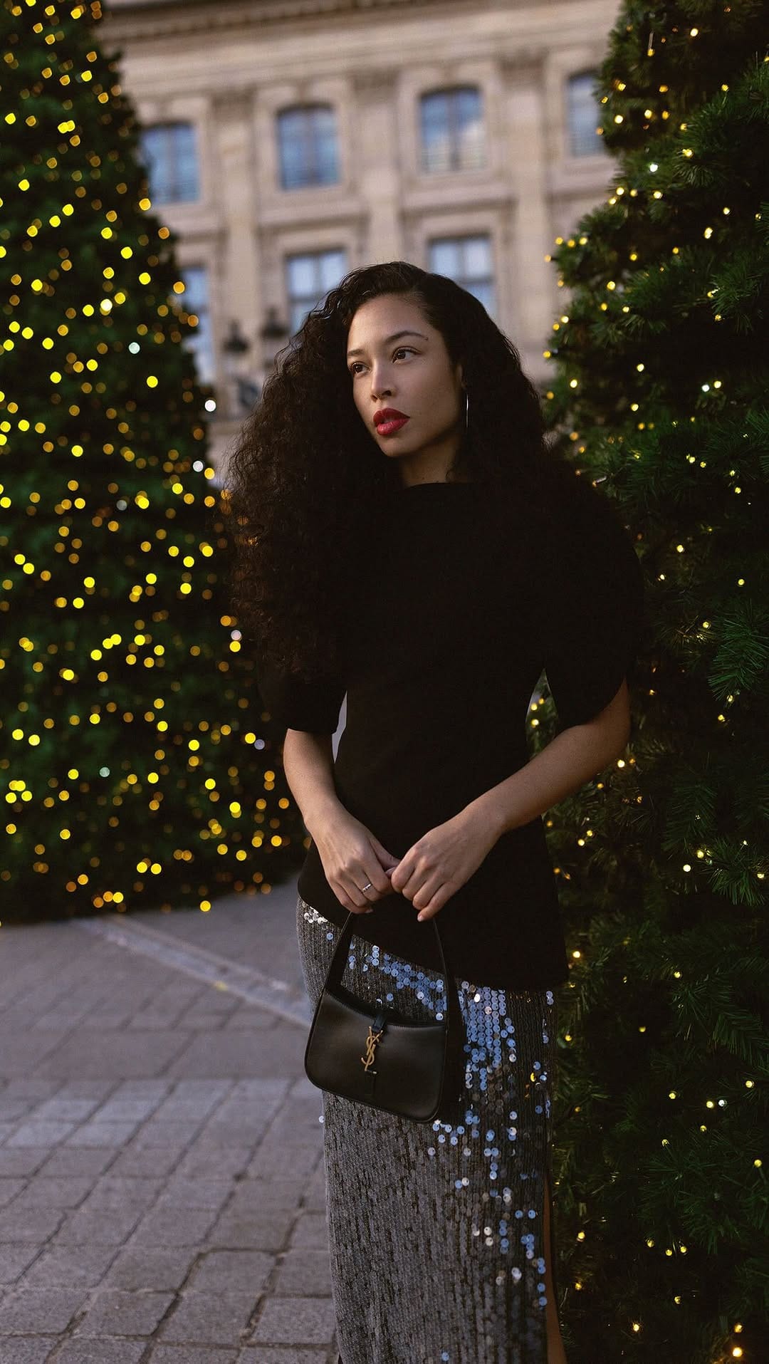 Post 3 by Violaine Frédérique on Instagram (video)
