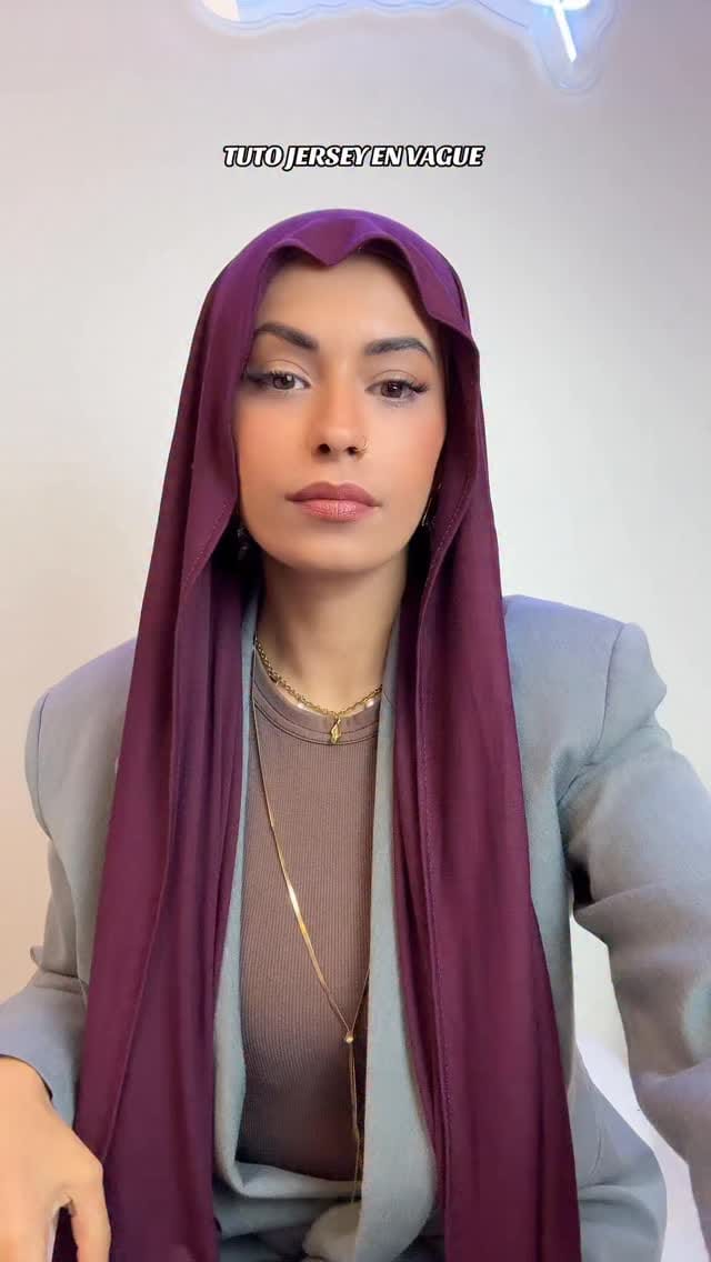 Post 9 by DEMET’S ADGIRLS on Instagram (video)