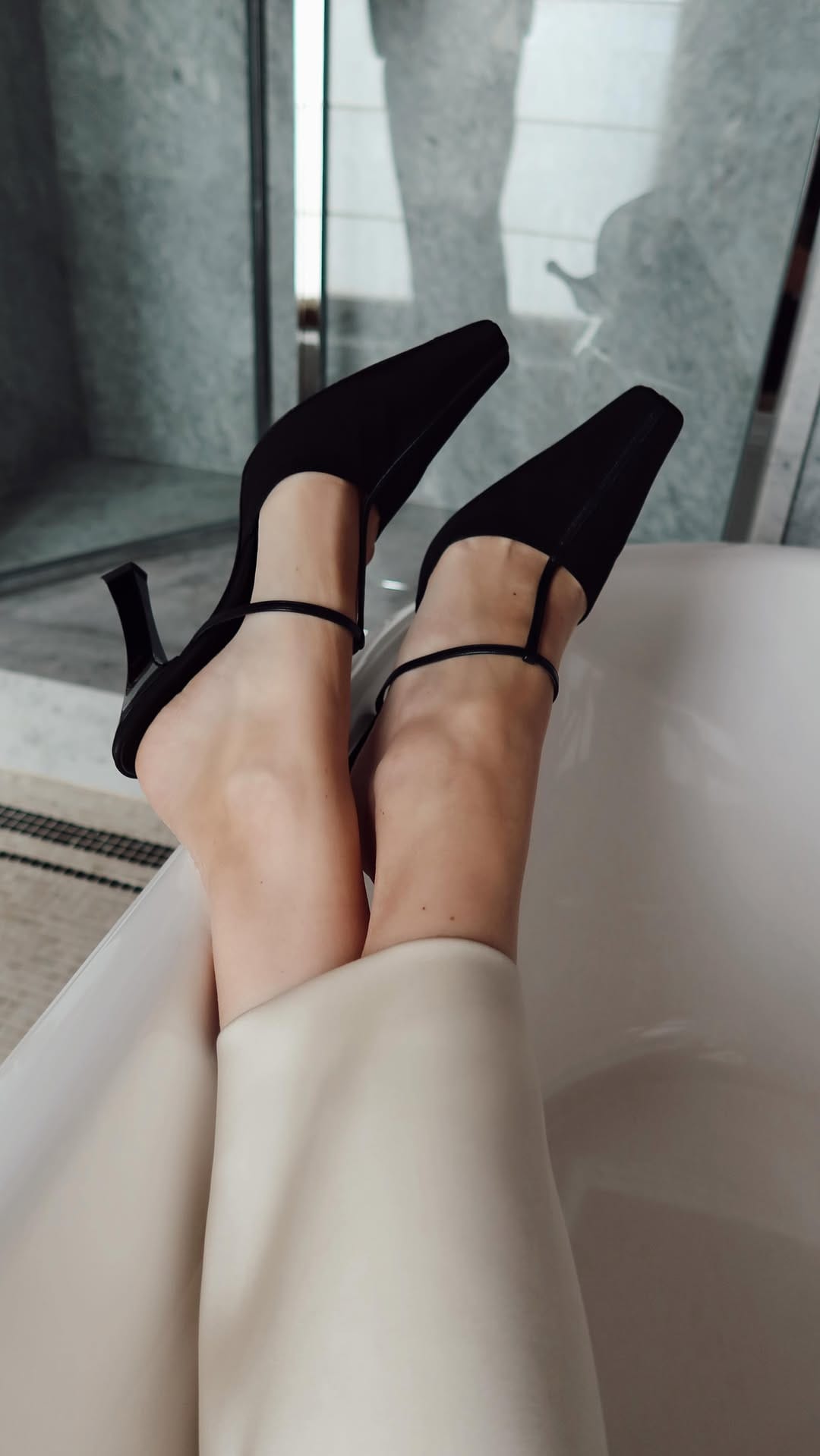 Post 10 by Ksenia Kov on Instagram (video)