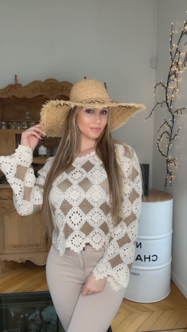 Post 2 by LIAPARIS - Mode au féminin ✨ on Instagram (video)
