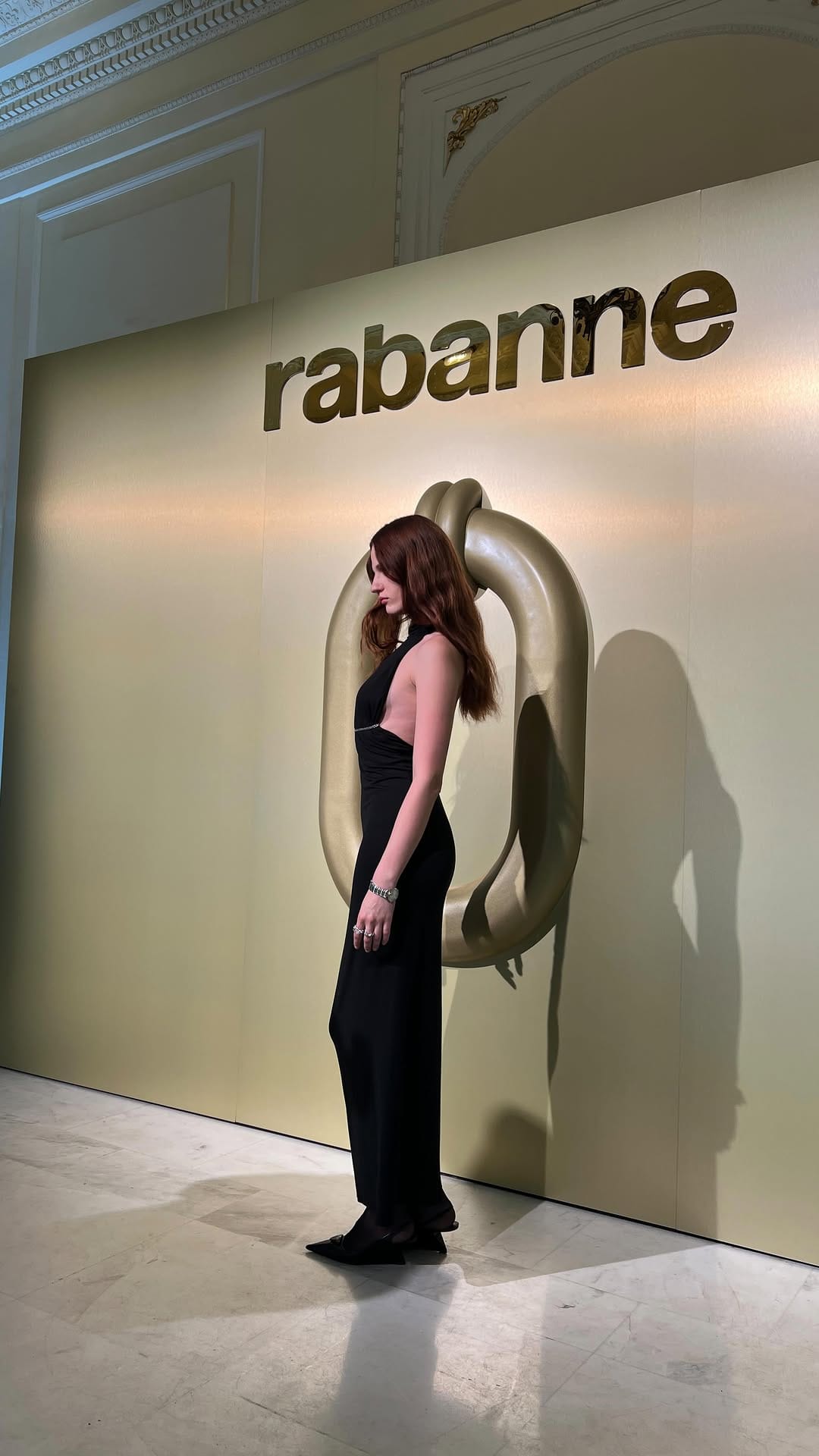 Post 9 by Julia Banas on Instagram (video)