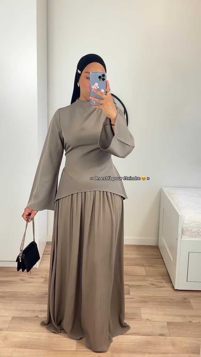 Post 4 by Nazhashop on Instagram (video)
