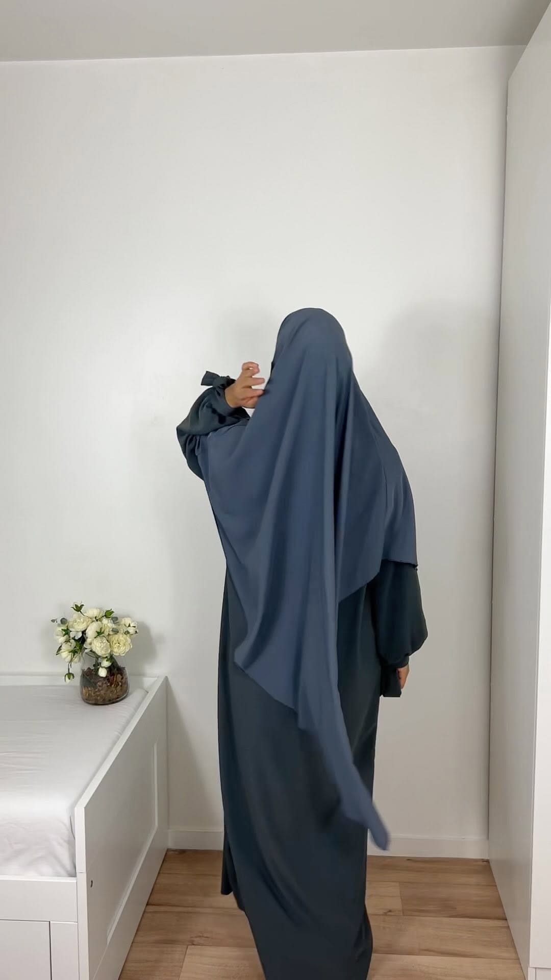 Post 8 by Nazhashop on Instagram (video)