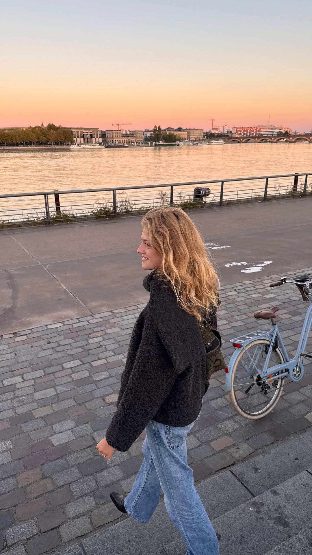 Post 1 by Eliza Kallmann on Instagram (video)