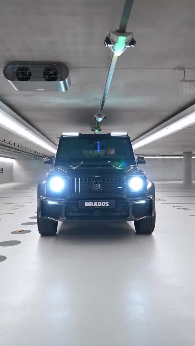 Post 3 by SupRcars.fr on Instagram (video)