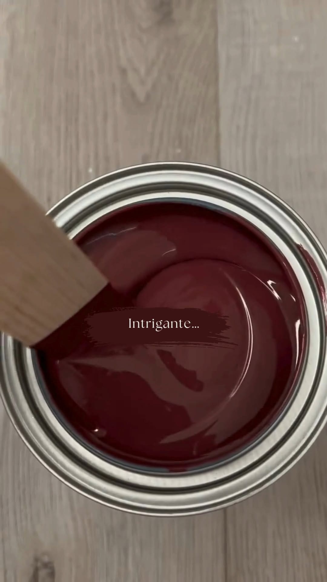 Post 3 by Benjamin Moore France on Instagram (video)