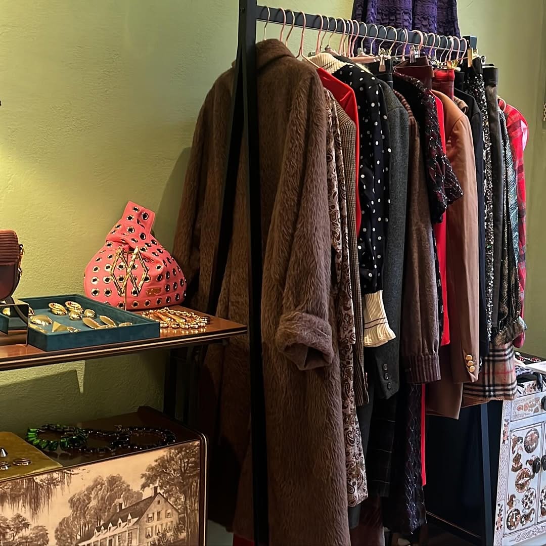 Post 10 by Il mio salotto vintage on Instagram (image)