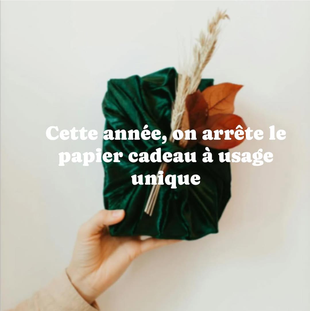 Post 10 by Violette Sauvage on Instagram (image)