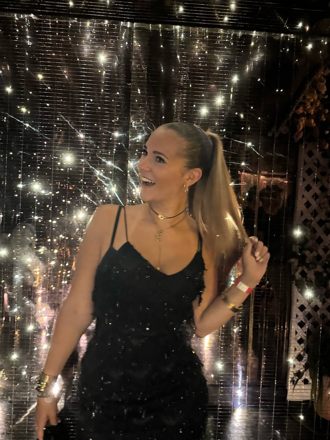 Post 6 by 𝖼𝖺𝗌𝗍𝗂𝗅𝗅𝖾 ♡︎ on Instagram (carousel)