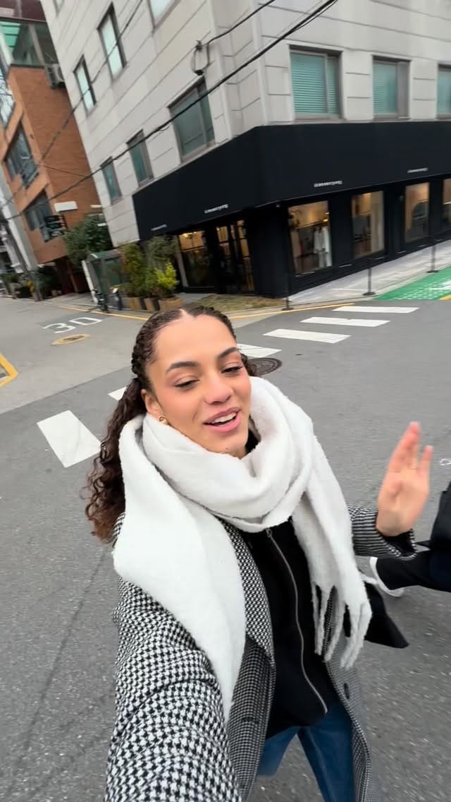 Post 2 by Tiffanny Haie on Instagram (video)