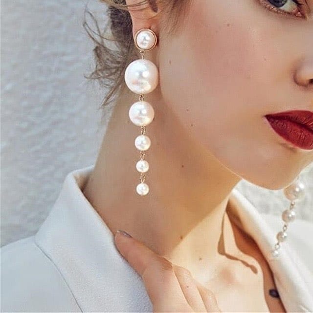 Post 7 by Bazaar Ant on Instagram (carousel)
