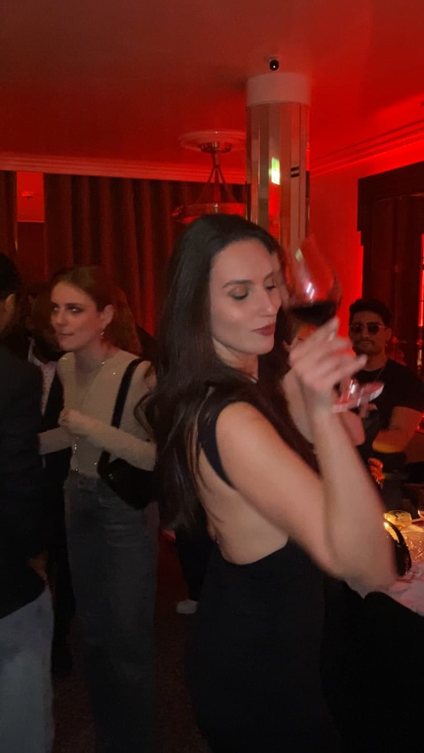 Post 3 by EVA REMPP / MANNEQUIN on Instagram (video)