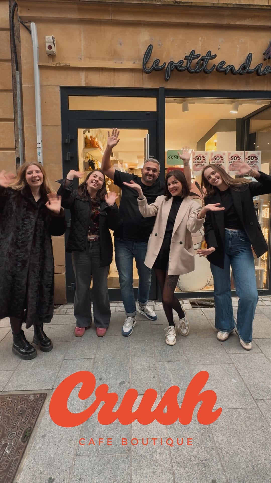 Post 10 by Le Petit Endroit on Instagram (video)