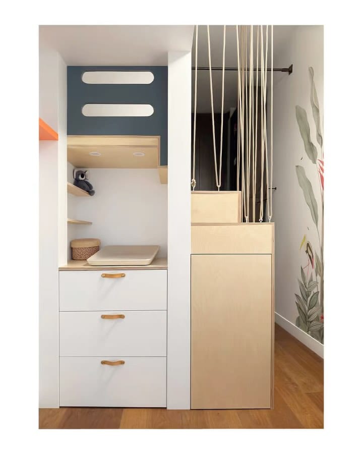 Post 10 by STUDIO BERGAM on Instagram (carousel)
