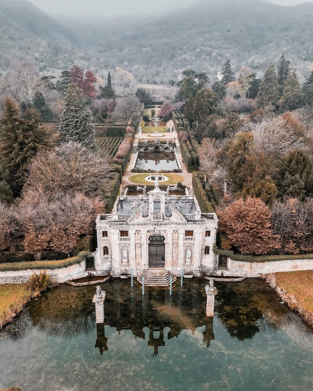 Post 9 by The Paris Market on Instagram (image)