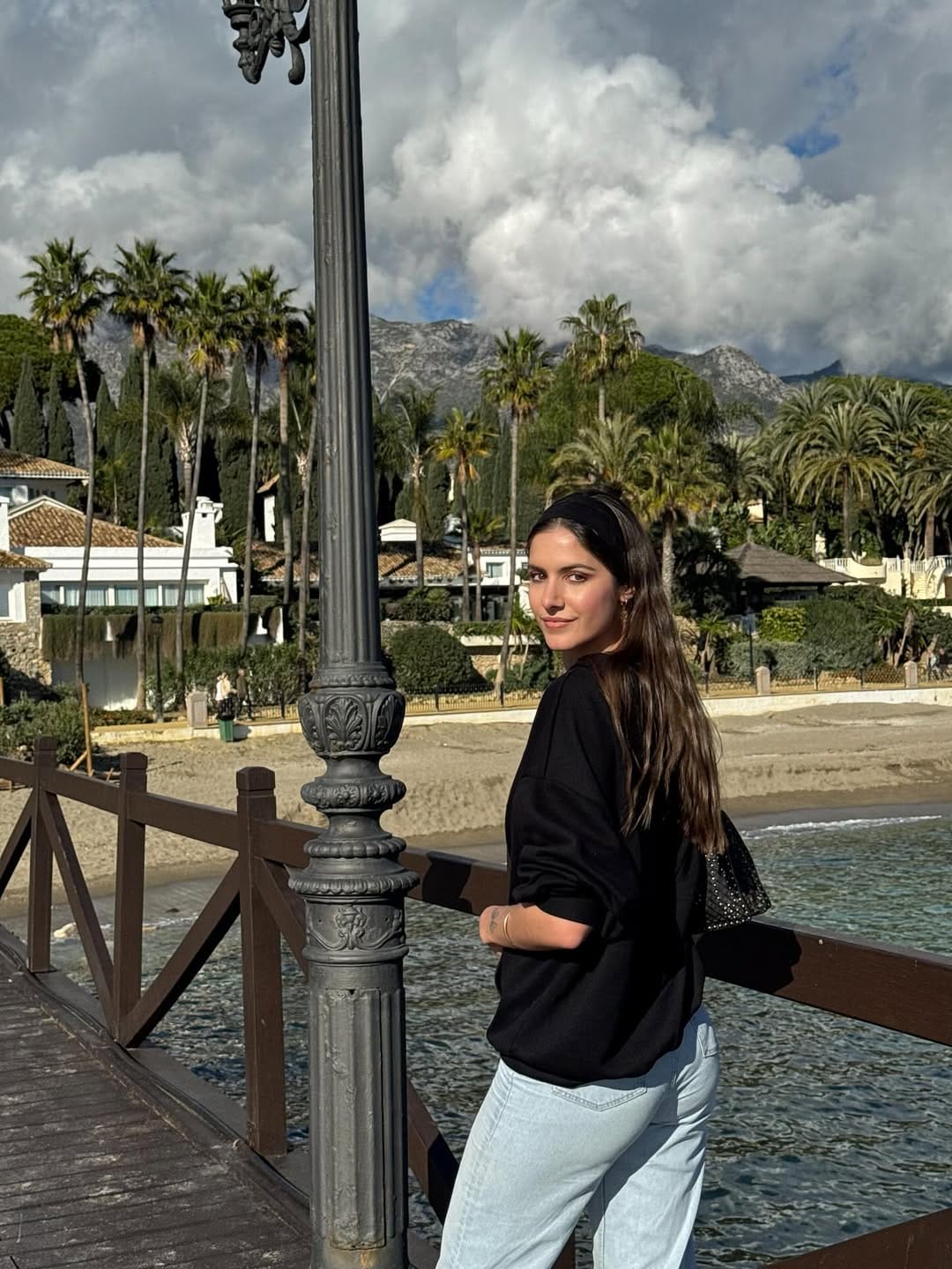 Post 4 by Alisson 🌺 on Instagram (carousel)