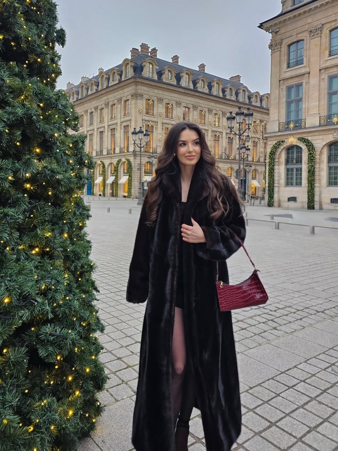 Post 5 by Alina on Instagram (carousel)