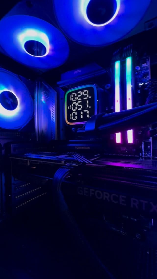 Post 7 by CYBERTEK Concept Store on Instagram (video)