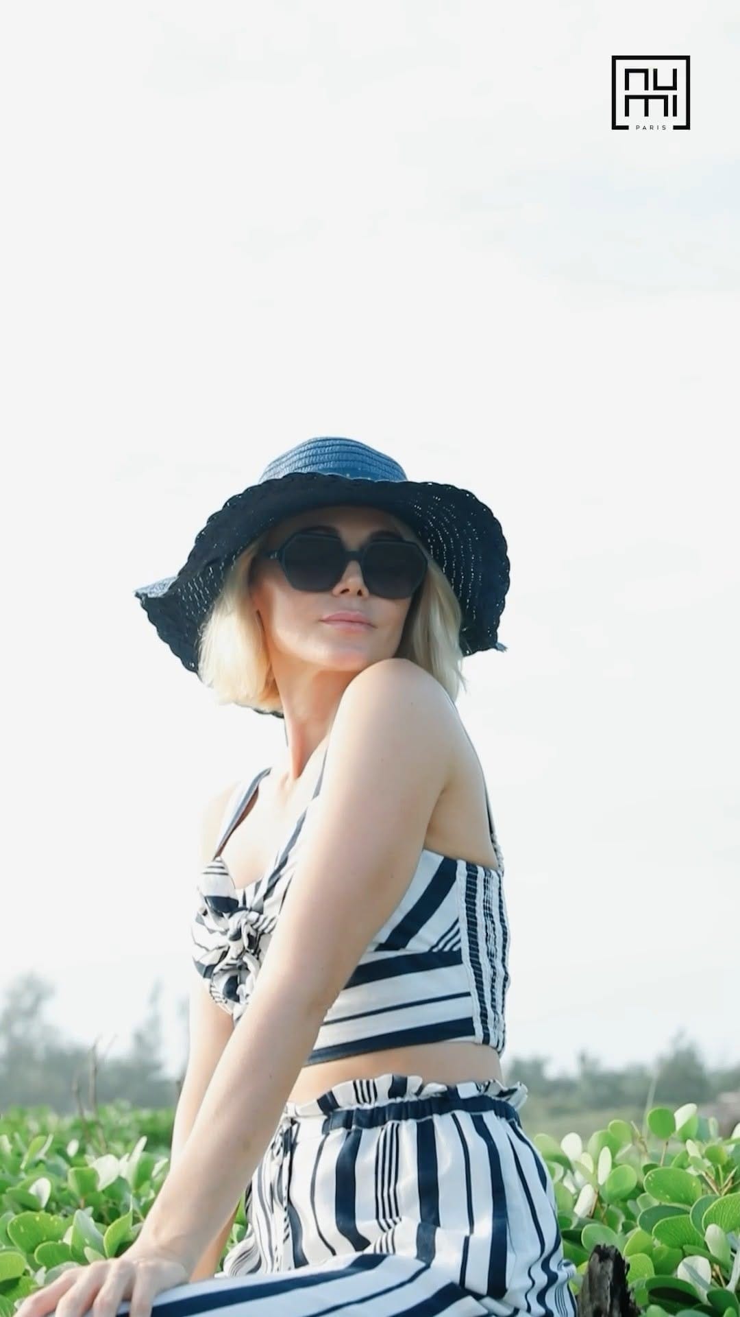 Post 7 by NUMI Paris on Instagram (video)