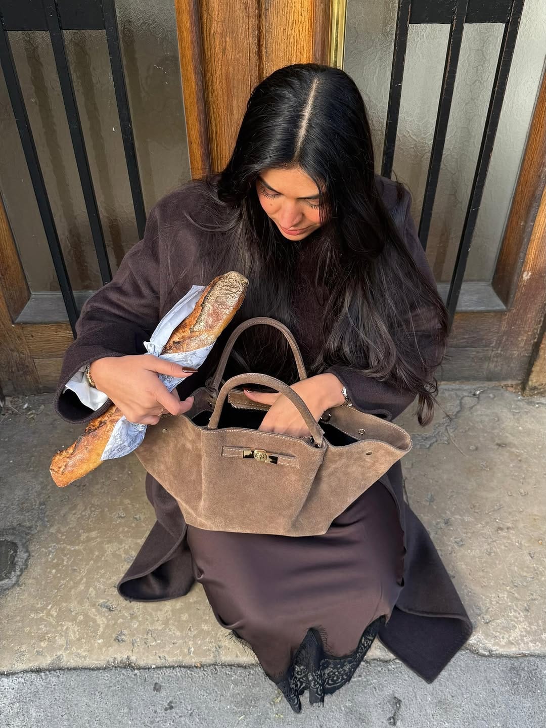 Post 1 by PRÊT À PORTER POUR FEMMES on Instagram (image)