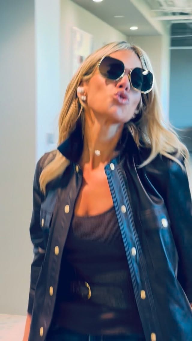 Post 6 by TARA RUDES DANN on Instagram (video)