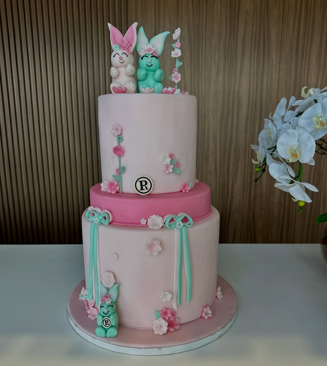 Post 9 by La Prunelle Pâtisserie on Instagram (image)