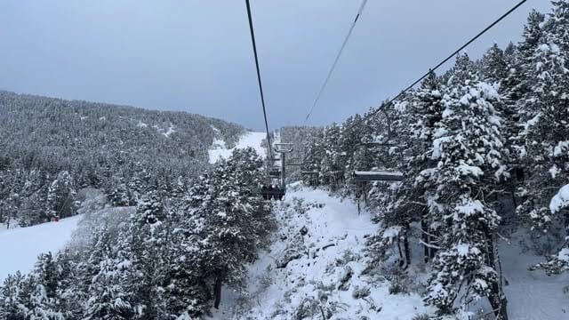 Post 2 by Ju on Instagram (video)
