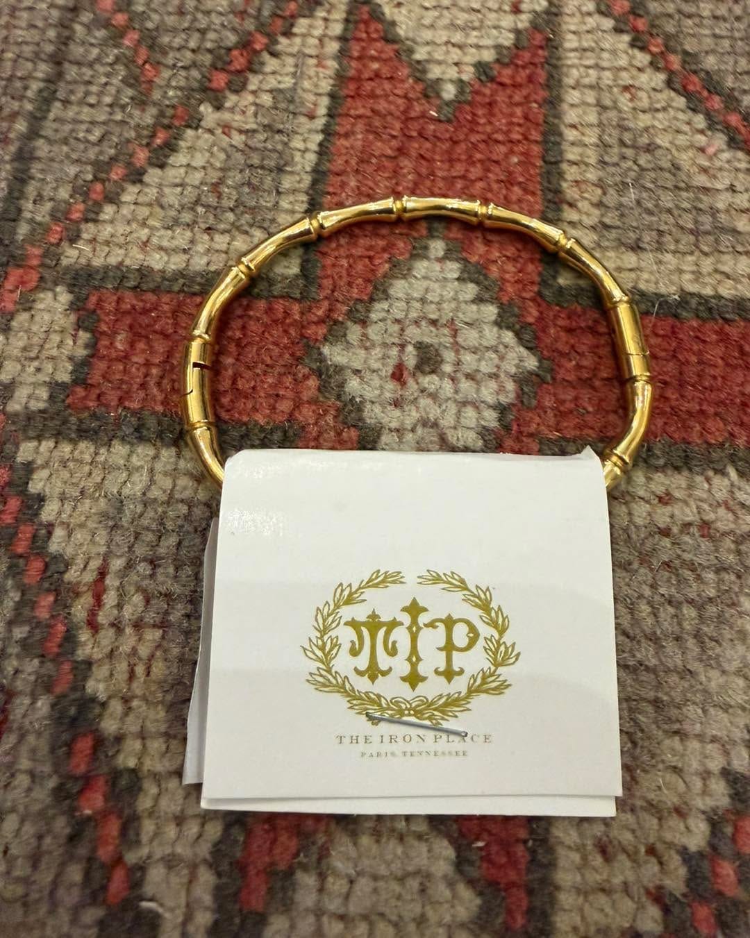 Post 10 by The Iron Place on Instagram (image)