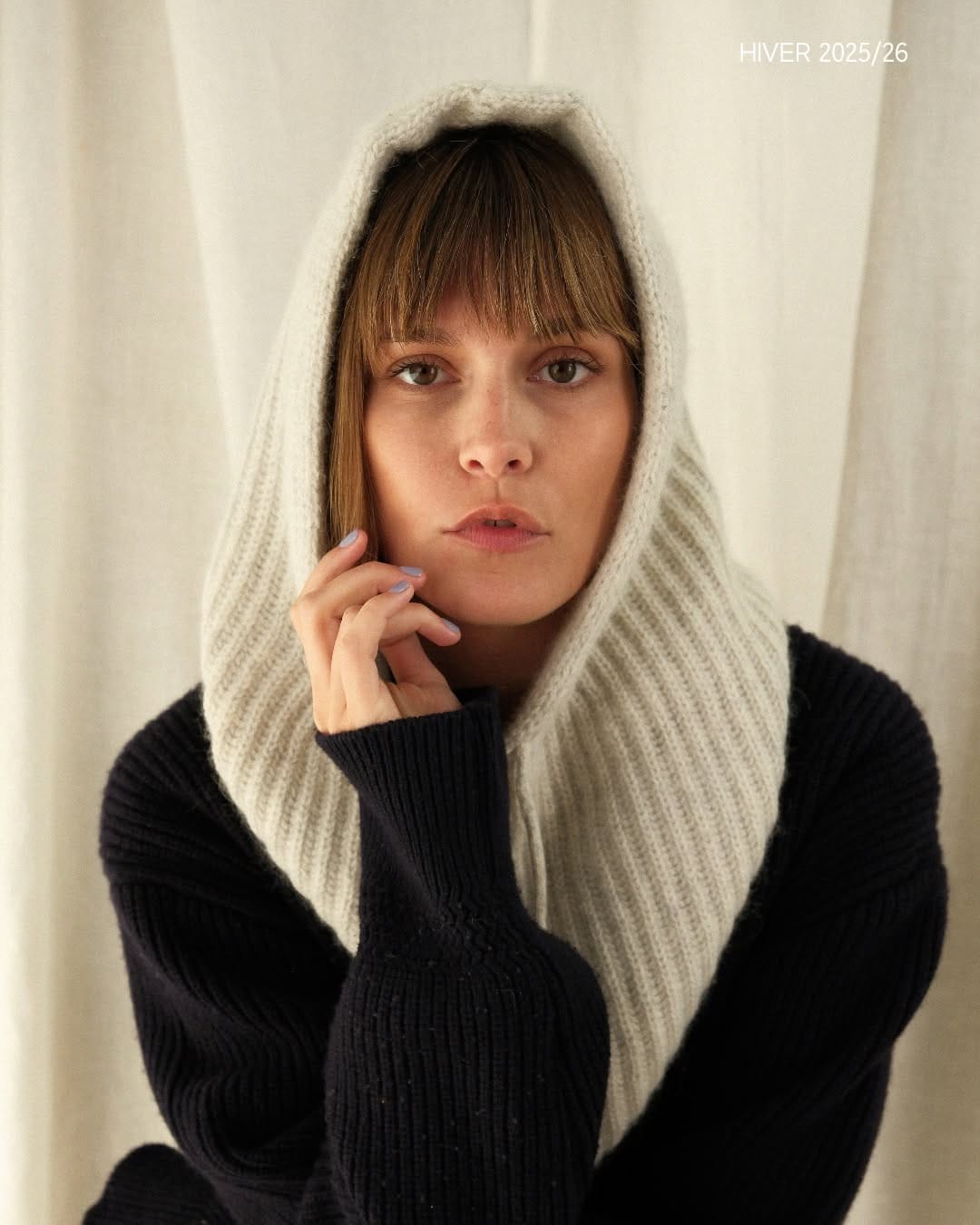Post 6 by L'HIVER - BONNET & ÉCHARPE on Instagram (carousel)