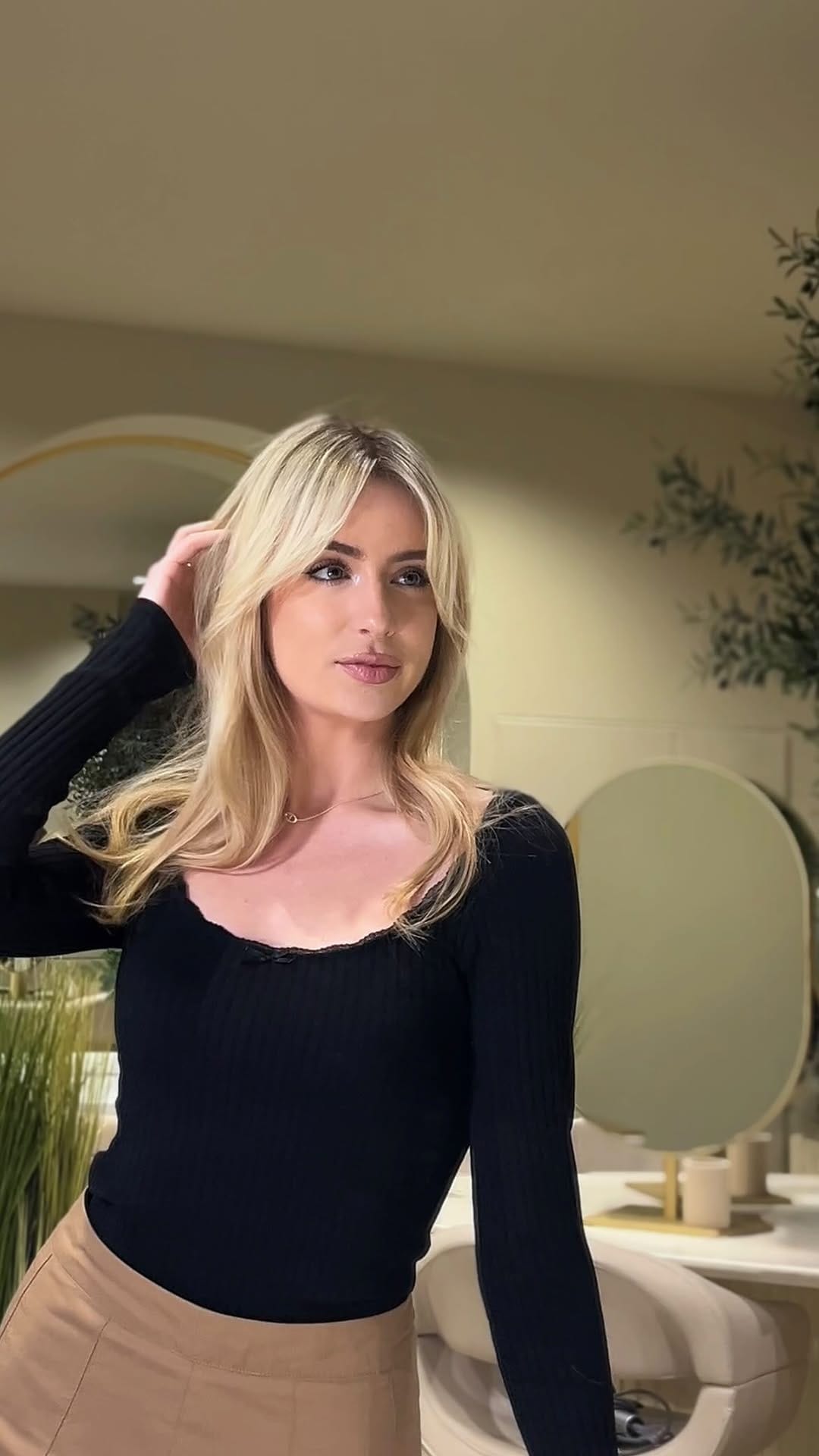 Post 1 by Eva 🦋 on Instagram (video)