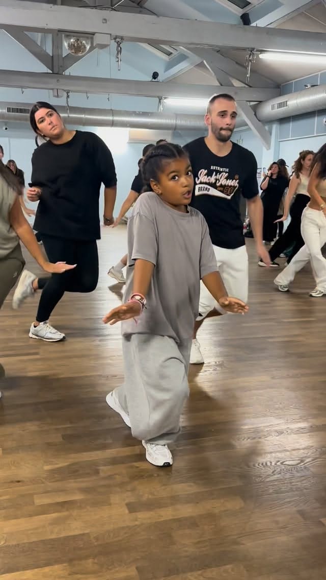 Post 8 by Tyssia & Trévys 📸🎥 on Instagram (video)