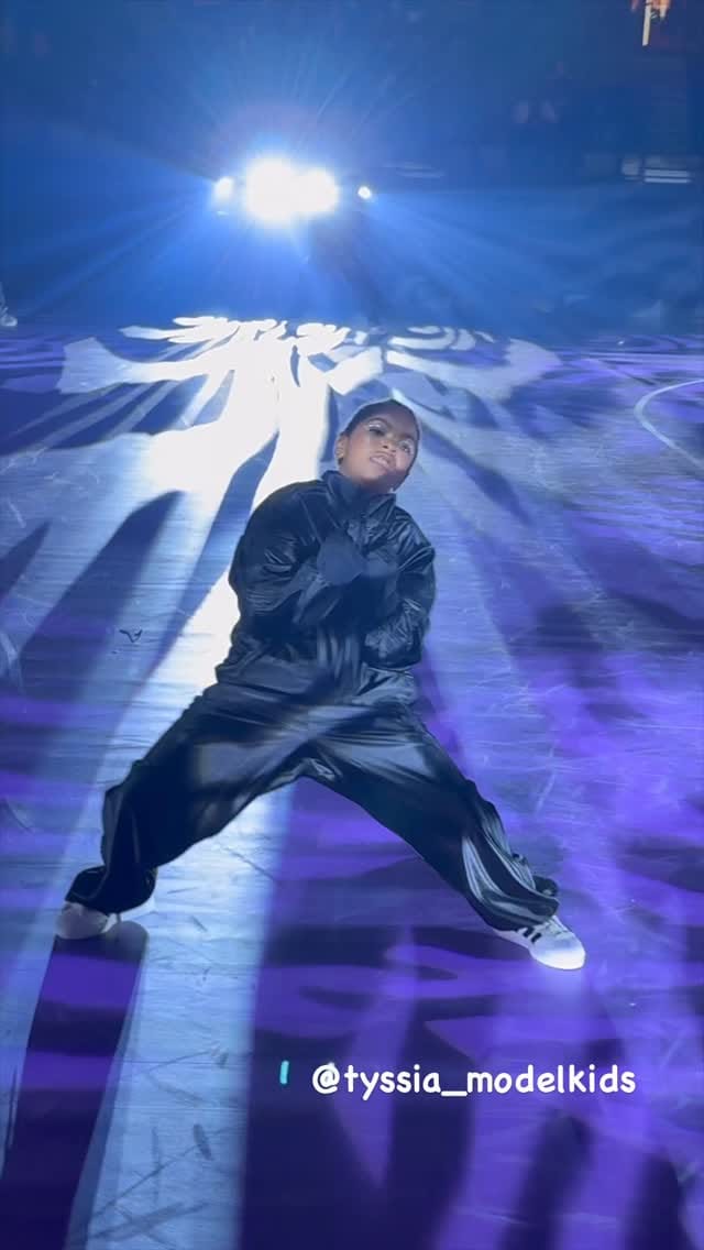 Post 6 by Tyssia & Trévys 📸🎥 on Instagram (video)