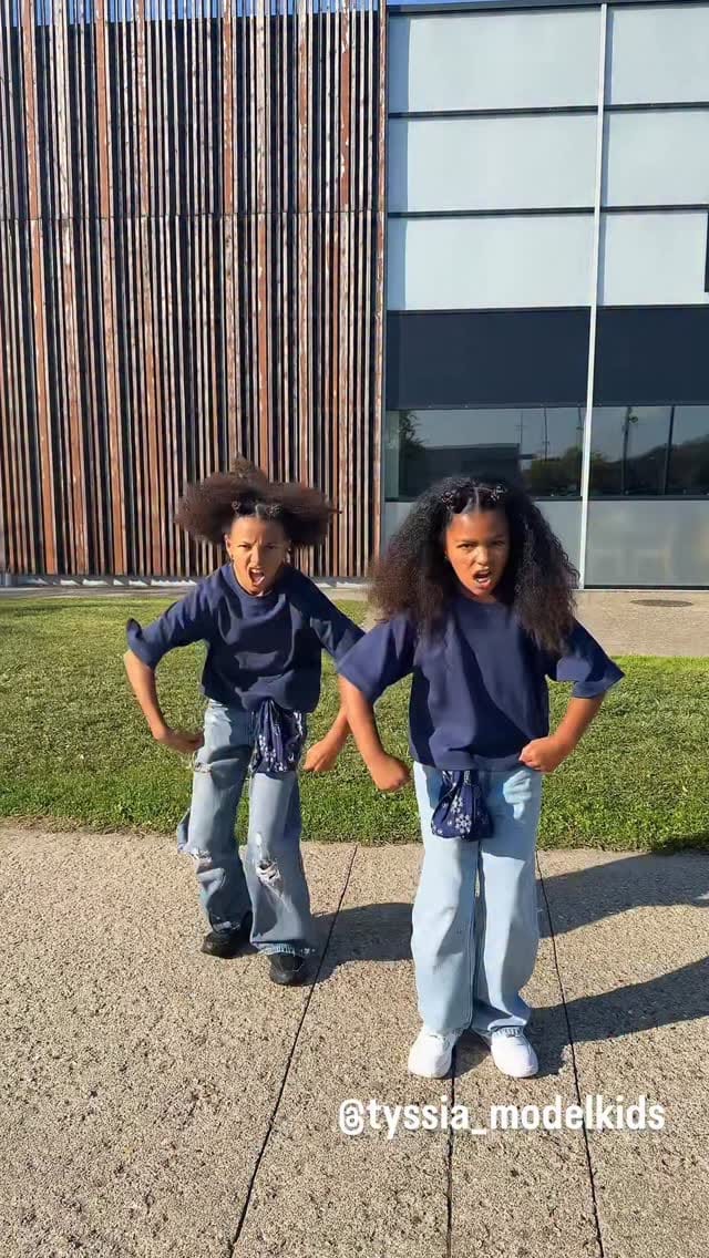 Post 7 by Tyssia & Trévys 📸🎥 on Instagram (video)
