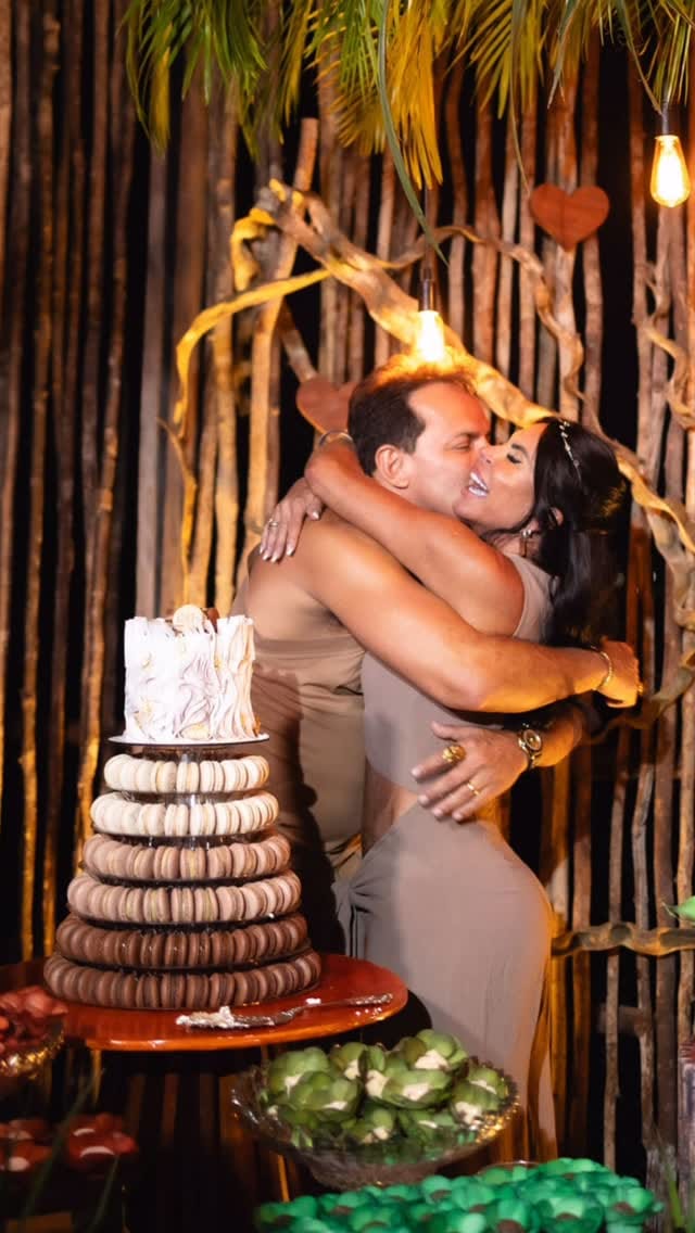 Post 10 by Confeitaria Paola Electo on Instagram (video)