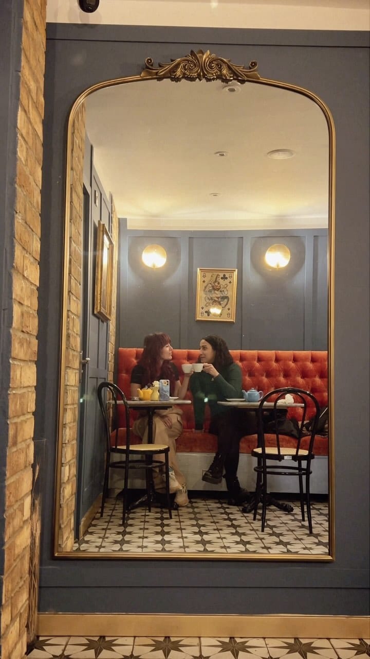 Post 2 by Sonia | Personal Shopper on Instagram (video)