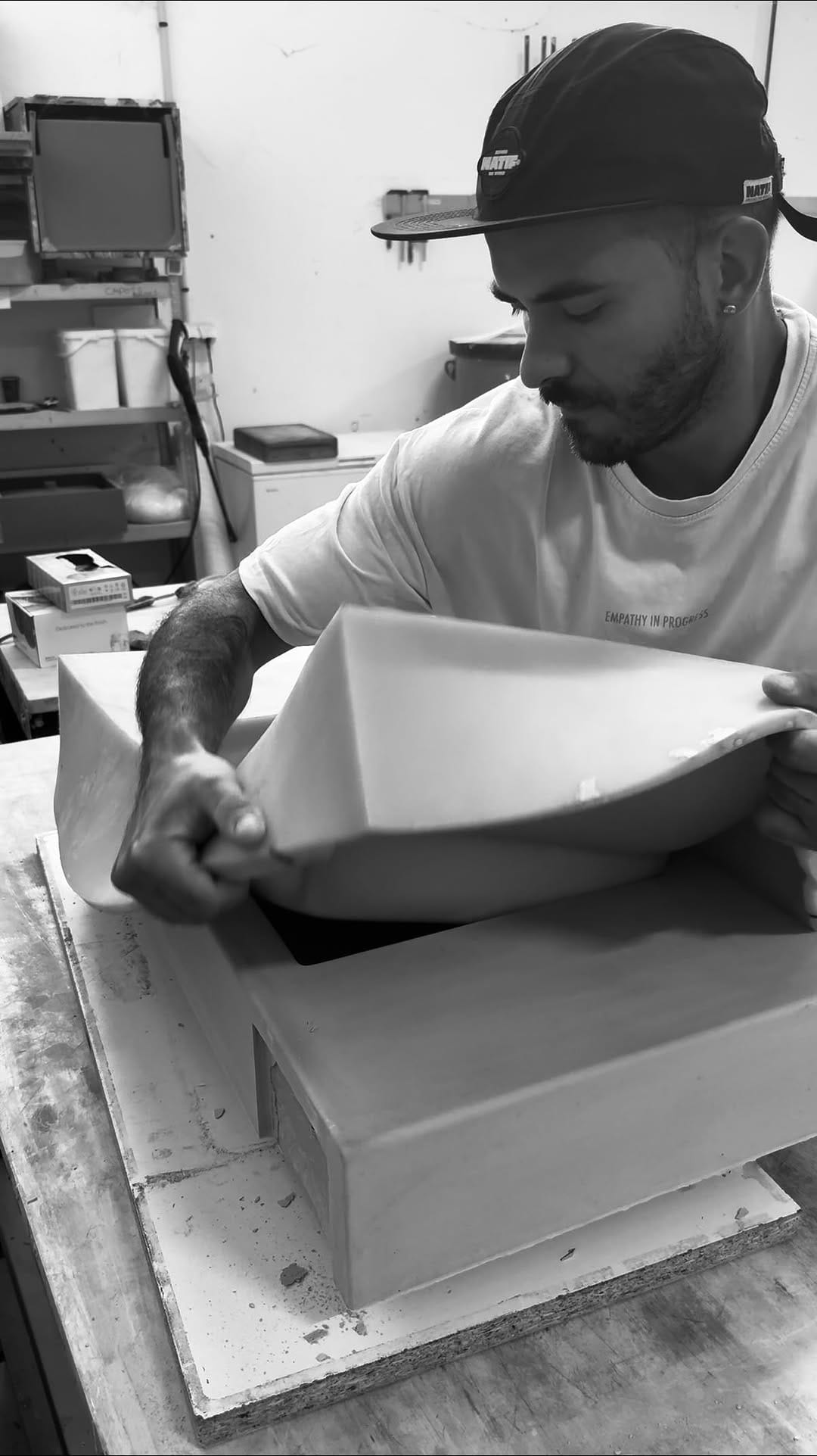 Post 9 by BETON PAR NATURE - Vasques en beton d’exception on Instagram (video)