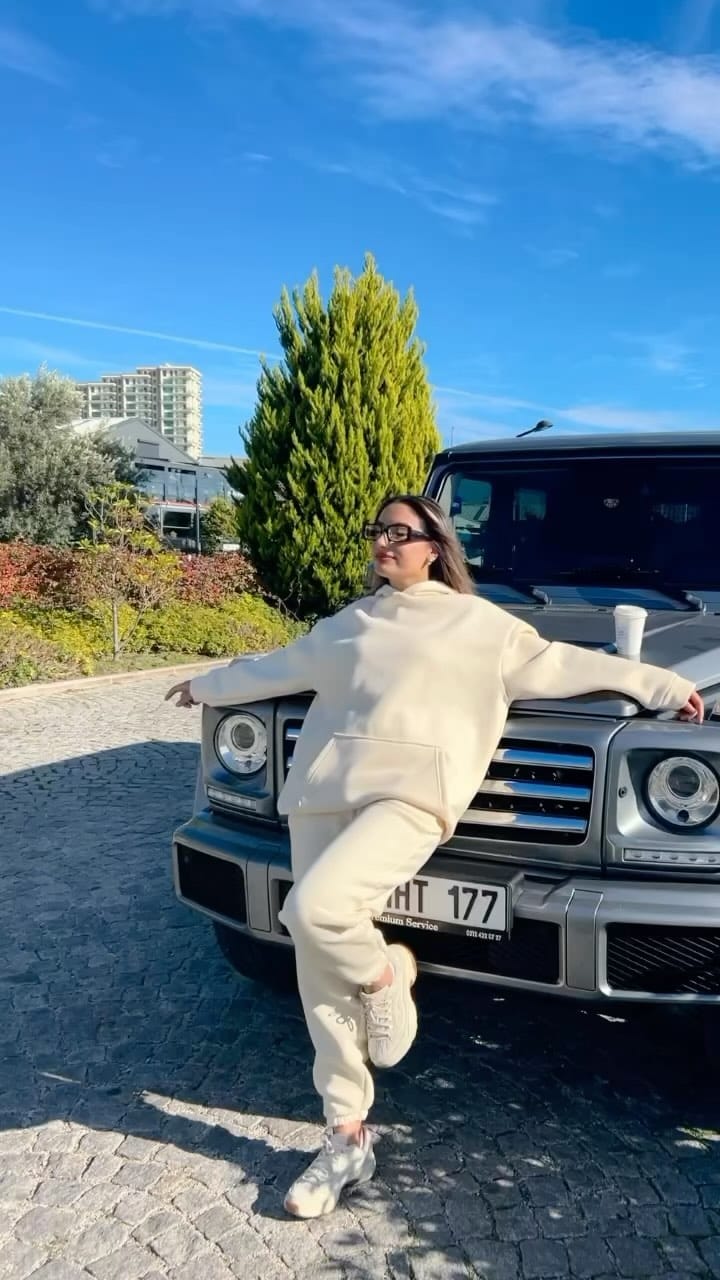 Post 5 by K U M S A L B U T İ K A on Instagram (video)
