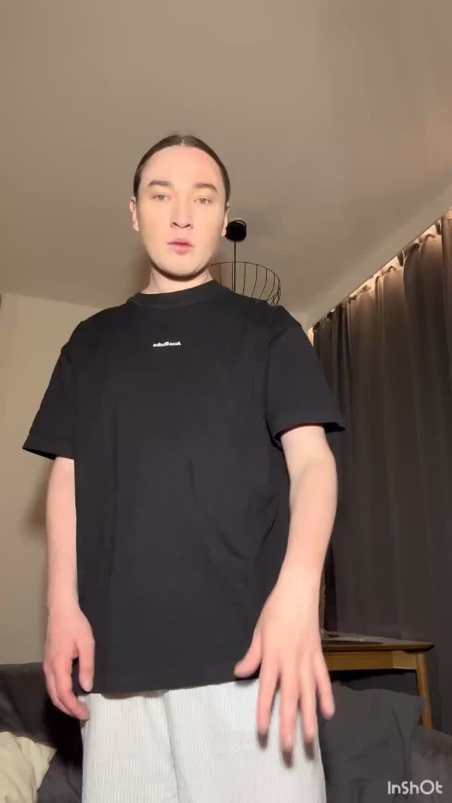 Post 10 by King Colis on Instagram (video)