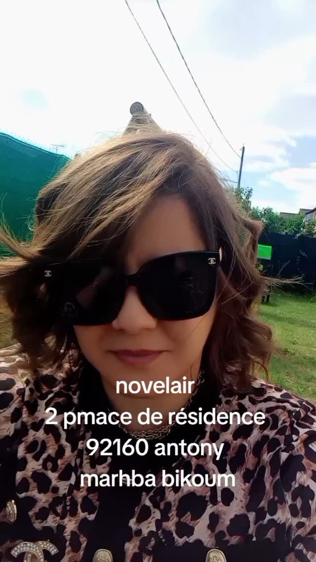 Post 4 by Maya Tendance on Instagram (video)
