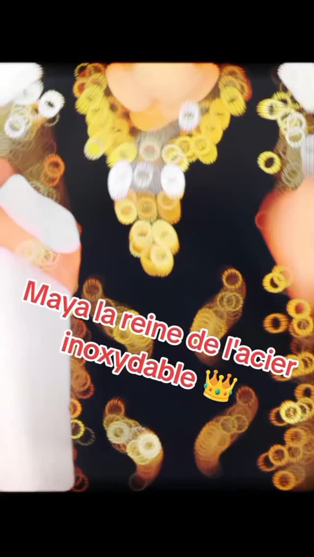 Post 3 by Maya Tendance on Instagram (video)