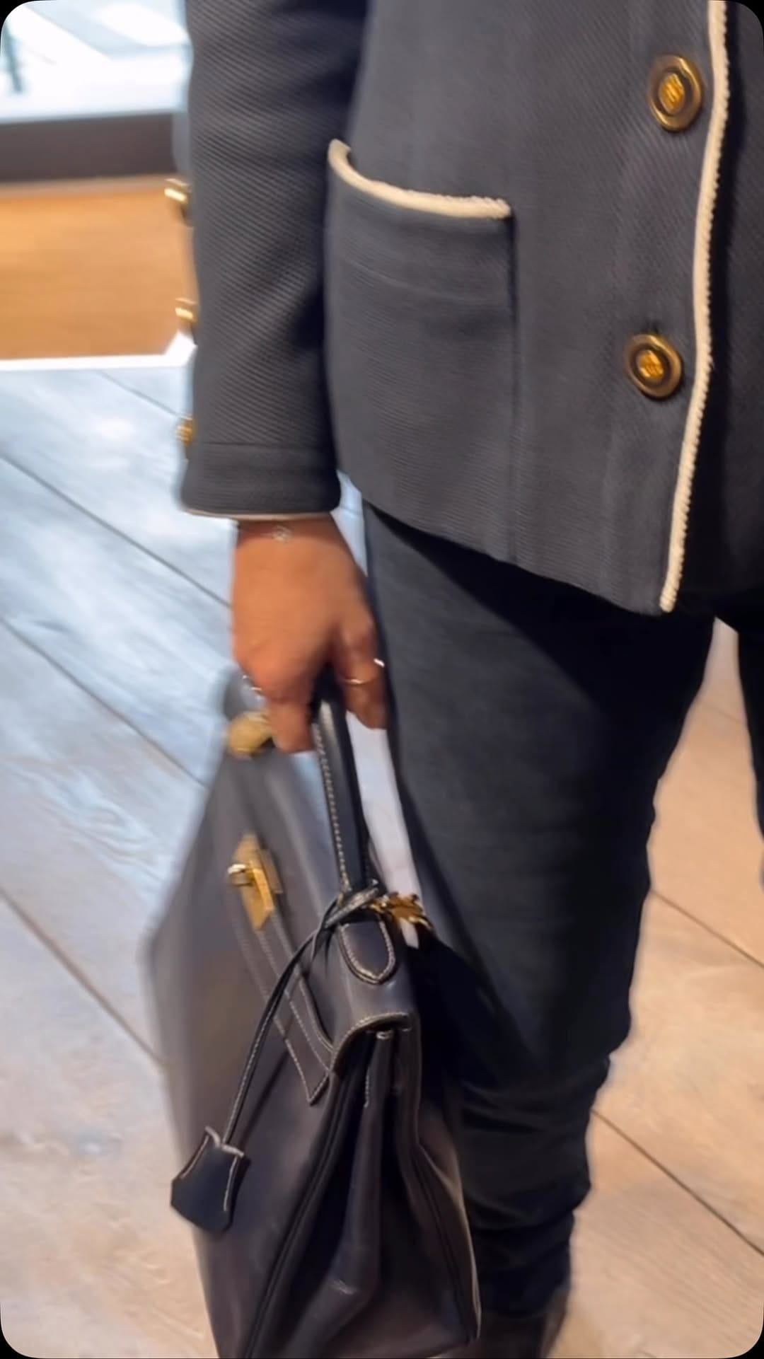 Post 6 by HK VINTAGE on Instagram (video)