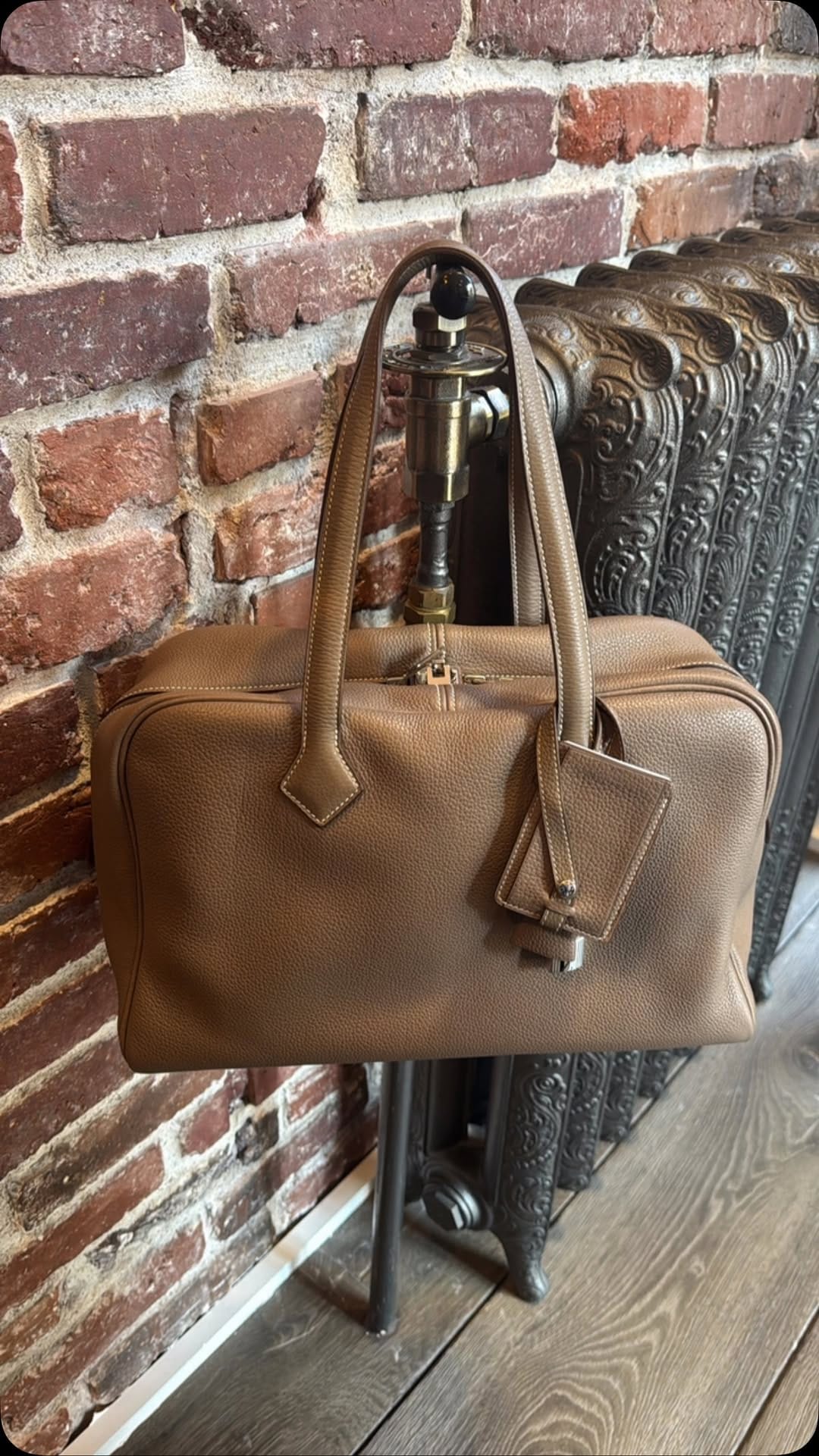 Post 5 by HK VINTAGE on Instagram (video)