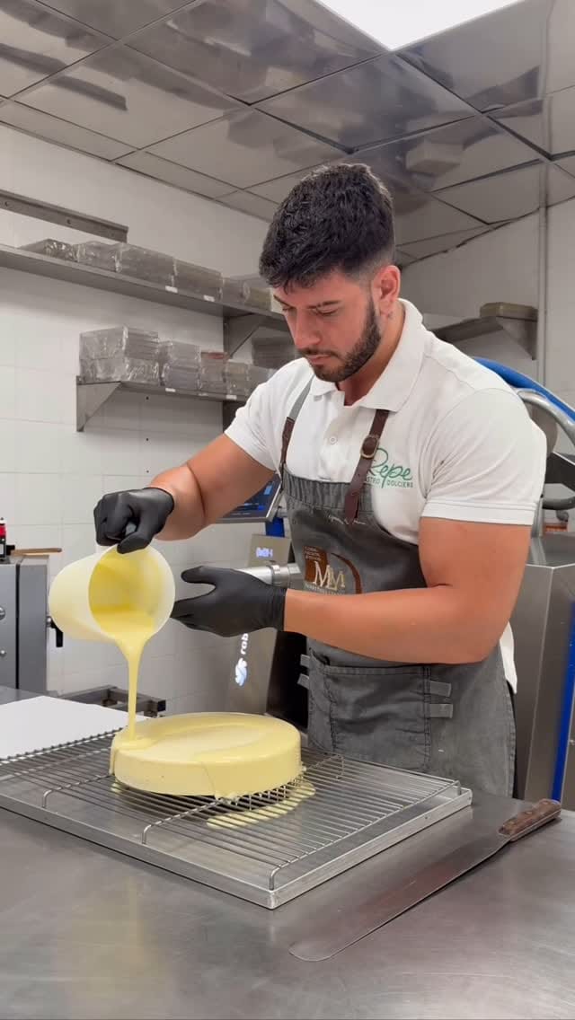 Post 5 by Pastry.france.mode 🇲🇦 🇺🇸 🇫🇷 on Instagram (video)