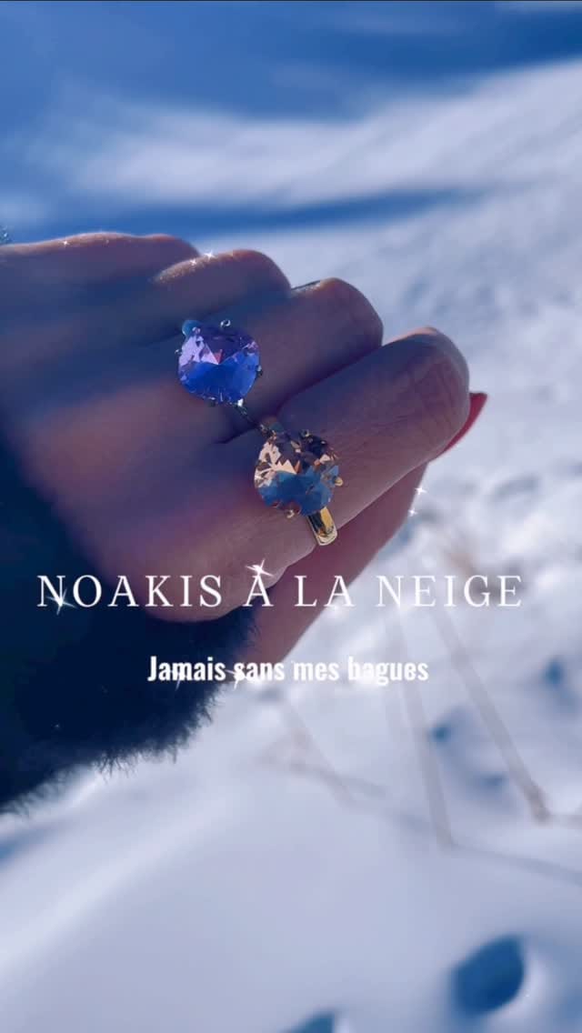 Post 4 by NOĀ-KIS  Bijoux Officiel on Instagram (video)