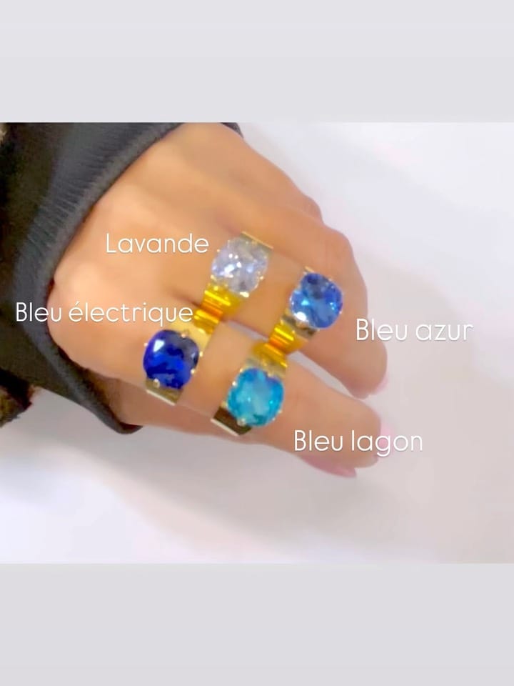 Post 10 by NOĀ-KIS  Bijoux Officiel on Instagram (carousel)