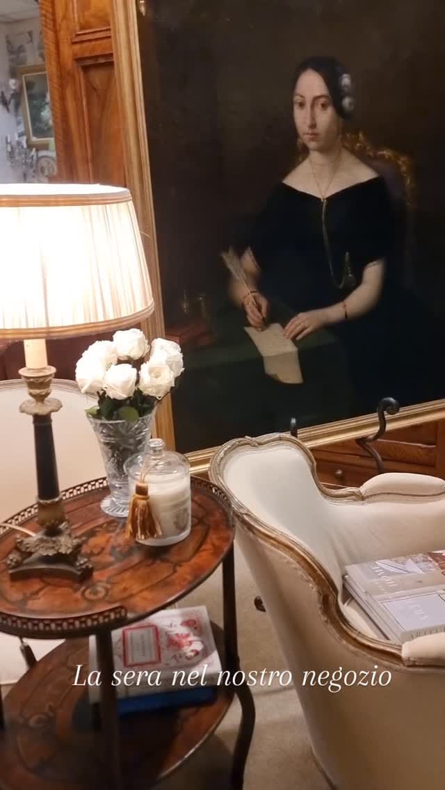 Post 8 by Antichità Bellini Rimini on Instagram (video)